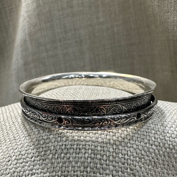 Passage to Israel, spinner bangle bracelet, Garnet, 925 Sterling silver ￼ - Picture 1 of 16